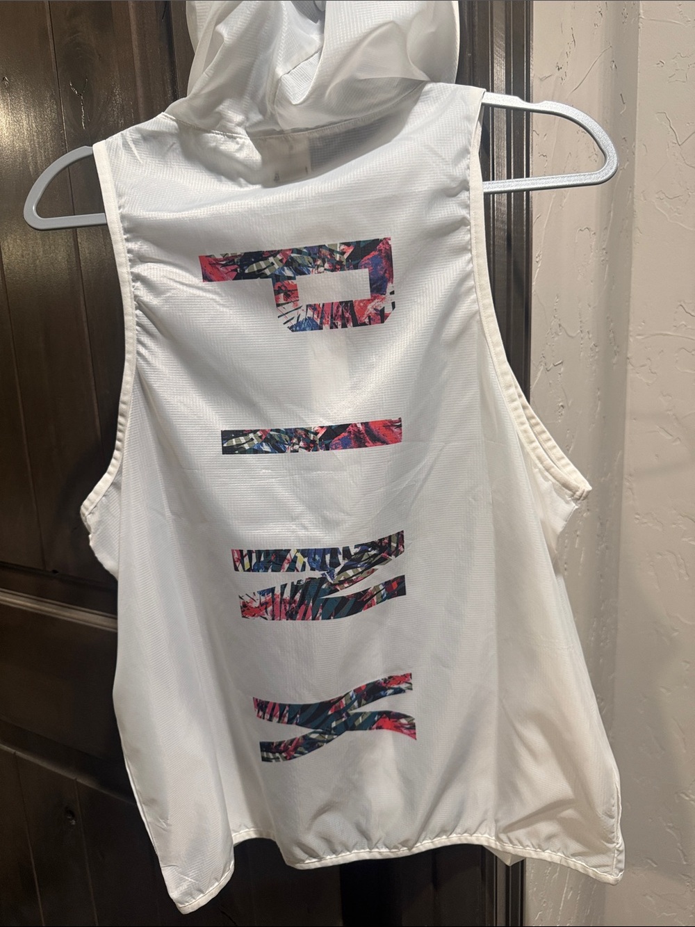 PINK Victoria's Secret White Sleeveless Hooded Tank with Tropical Logo